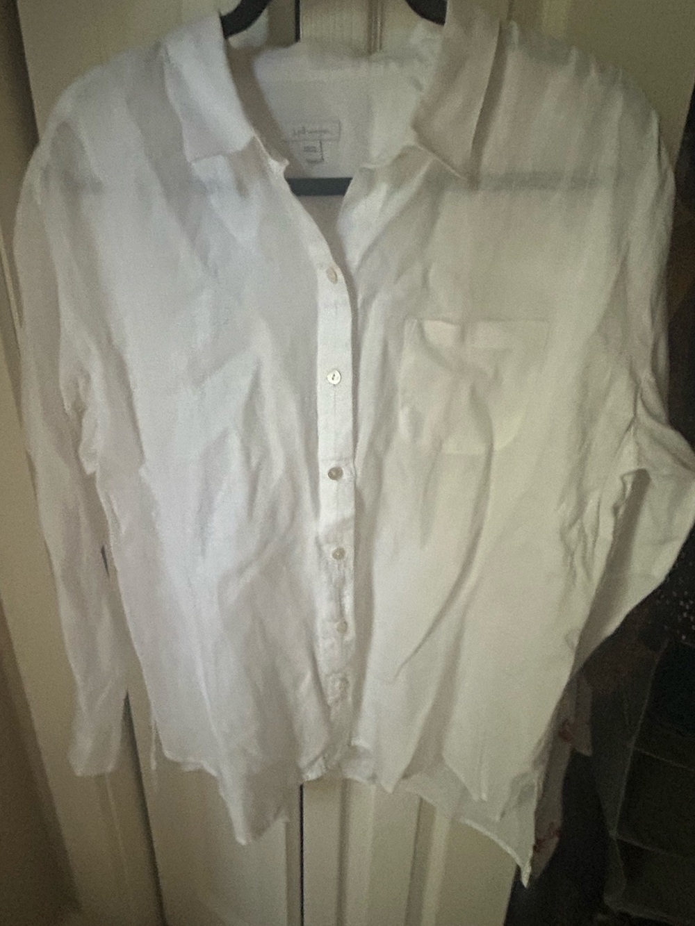 J Jill 100 %linen  White Button-Up Shirt  long sleeve womne